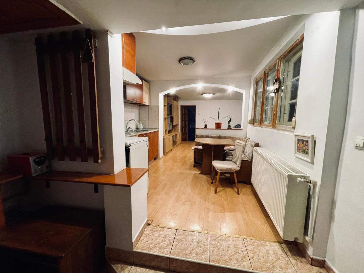Ada-Ini House Villa Craiova Luaran gambar
